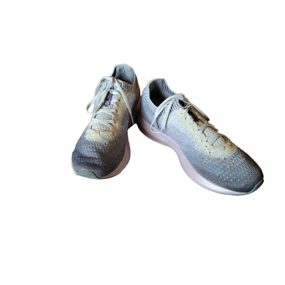 Brooks Levitate 2 DNA AMP Womens Running Shoes Size 11 Pastel Colors - Picture 2 of 12